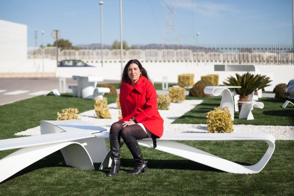 KRION® presenta en su nuevo showroom el mobiliario de Verónica Martínez